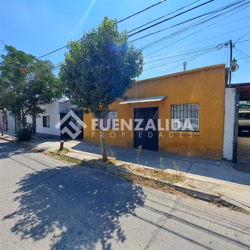 Gran Sitio con Casa en venta de 2 dorm. en San Joaquín