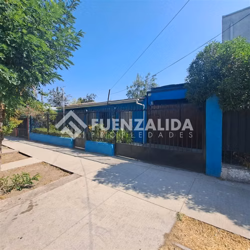 Gran terreno Casa en venta de 3 dorm. en San Miguel