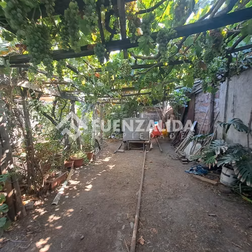 Gran terreno Casa en venta de 3 dorm. en San Miguel