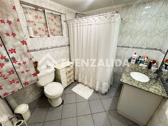 Casa en venta de 3 dorm y 1 baño. en El Bosque
