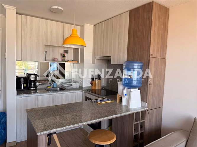 Oportunidad !!!Depto en venta de 2 dorm. Con estacionamiento - Imagen 9