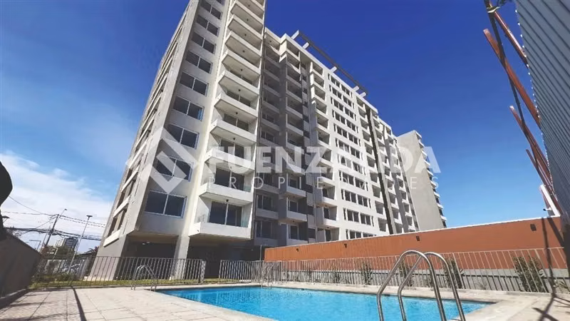 Departamento en venta de 1 dorm. en La Cisterna