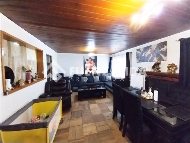 Casa en venta de 4 dorm. en La Cisterna