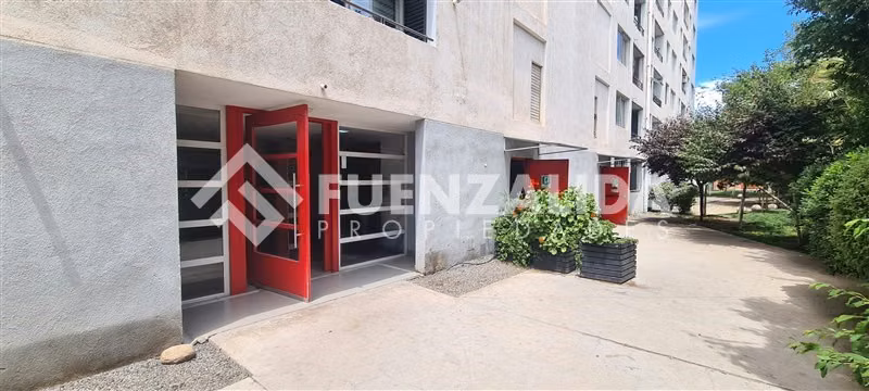 Departamento en venta de 3 dorm. en La Cisterna