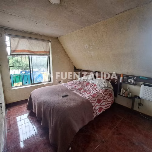 Casa con Locales comerciales en venta. en Maipú