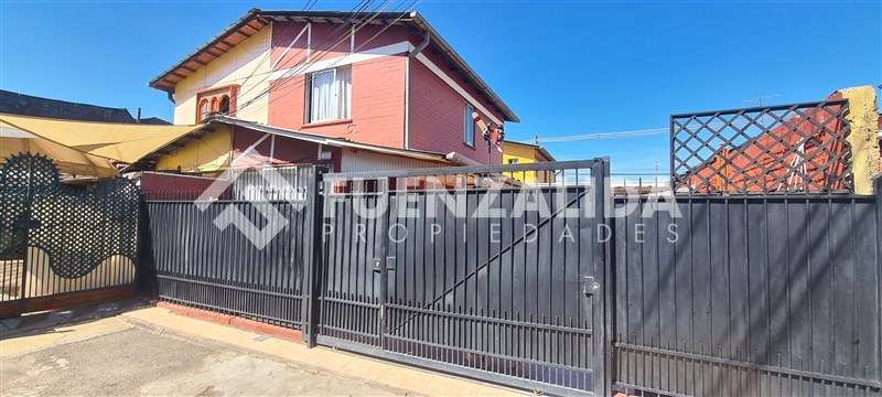 Casa en venta de 2 dorm. en San Bernardo