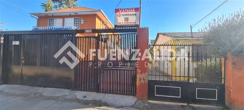 Casa en venta de 3 dorm. en La Cisterna