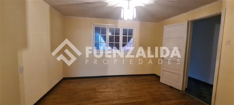 Casa en venta de 3 dorm. en La Cisterna
