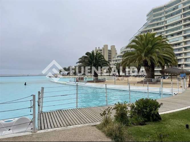Departamento en venta de 4 dorm. en Algarrobo