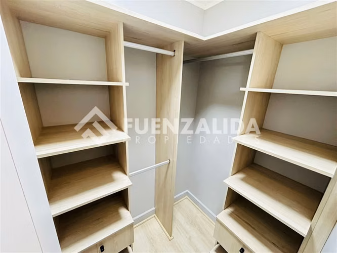 Departamento en venta de 3 dorm. en La Cisterna