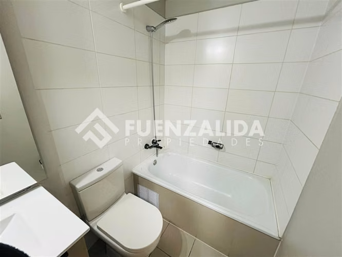 Departamento en venta de 3 dorm. en La Cisterna