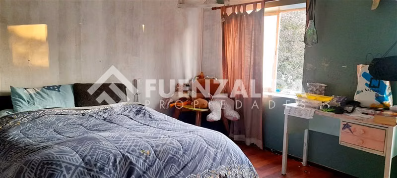 Casa en venta de 4 dorm.V. Los Pensamientos en La Granja