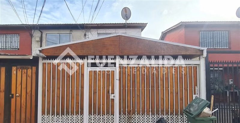 Casa en venta de 4 dorm. en Puente Alto