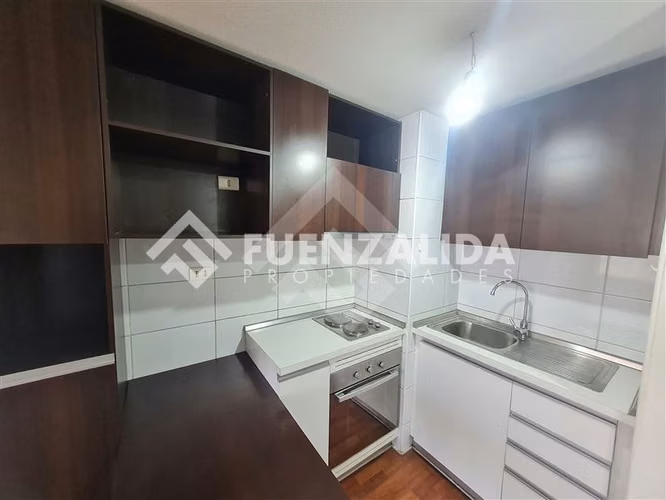 Departamento en venta de 1 dorm. en Estación Central