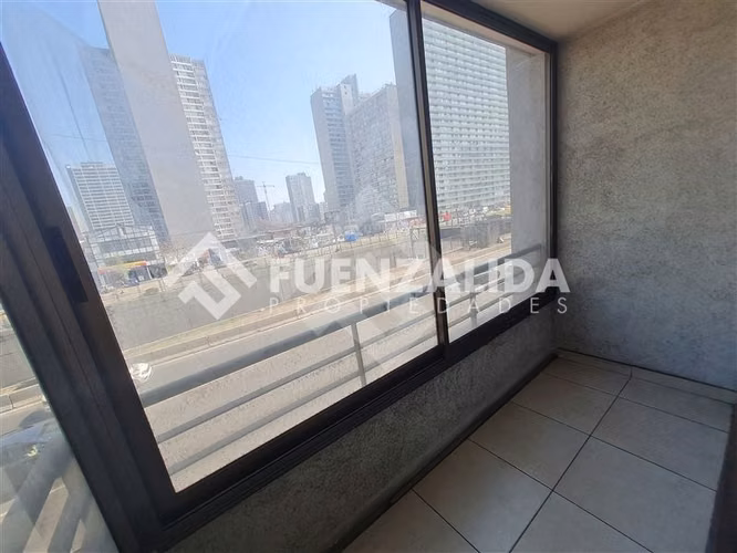 Departamento en venta de 1 dorm. en Estación Central