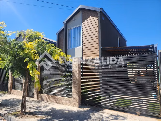 Casa en venta de 3 dorm. en Isla de Maipo
