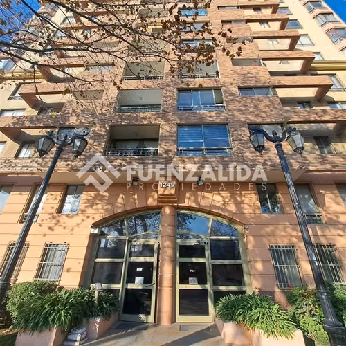 Oportunidad!!! Departamento en venta de 2 dorm. en Santiago