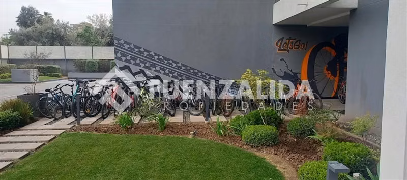 Depto en venta de 3D/2B + Est + Bod Metro Ciudad del Niño