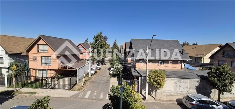 Casa en venta de 3 dorm y 3 baños en Maipú