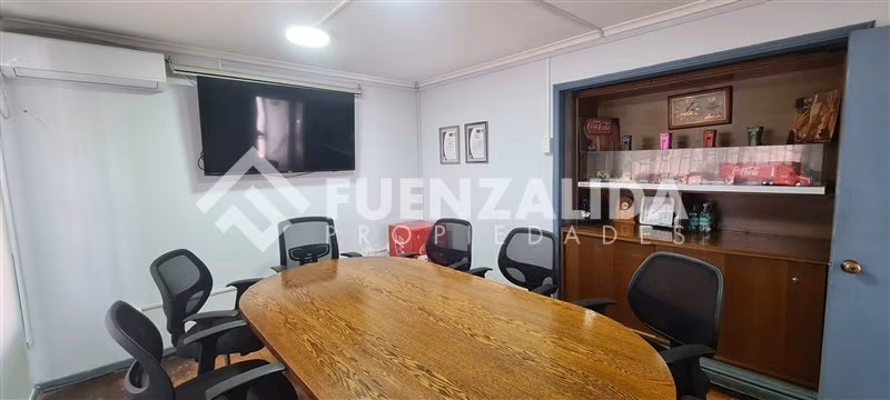 Excelente Oficina en venta en San Joaquín/Diagonal Sta Elena