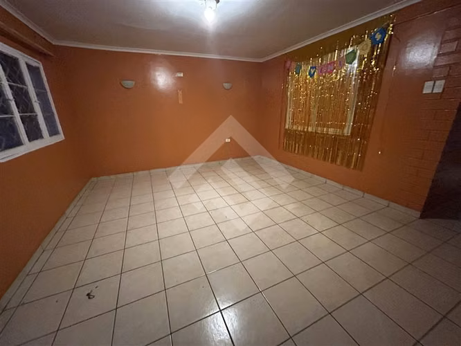 Casa en venta de 7 dorm. en San Miguel - Imagen 9