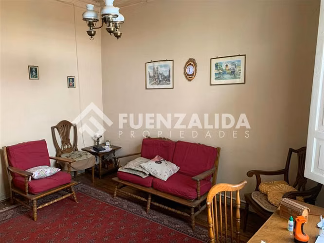 Solo Contado!!! Casa en venta de 4 dorm. en Independencia