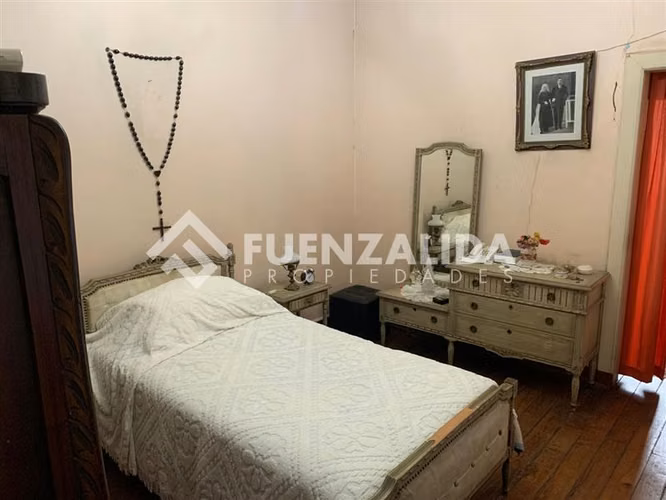 Solo Contado!!! Casa en venta de 4 dorm. en Independencia