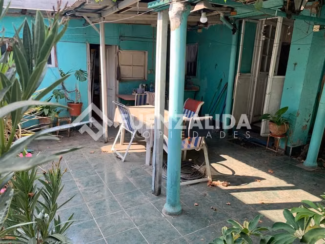 Solo Contado!!! Casa en venta de 4 dorm. en Independencia