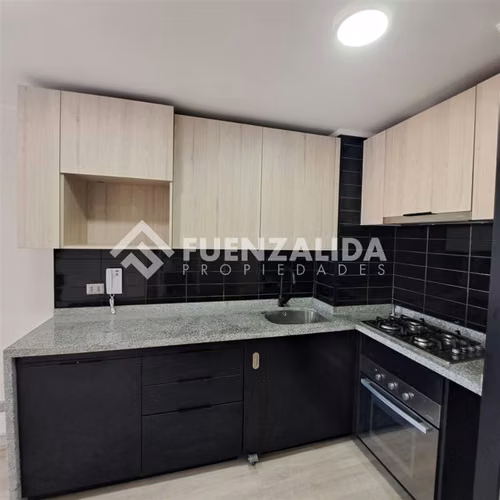 Departamento seminuevo en venta de 2D/1B Metro Lo Ovalle