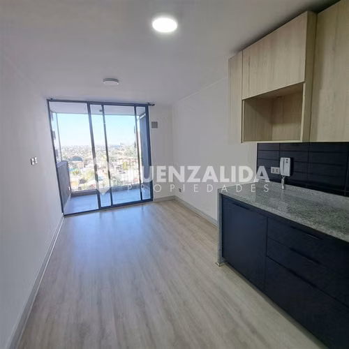 Departamento seminuevo en venta de 2D/1B Metro Lo Ovalle