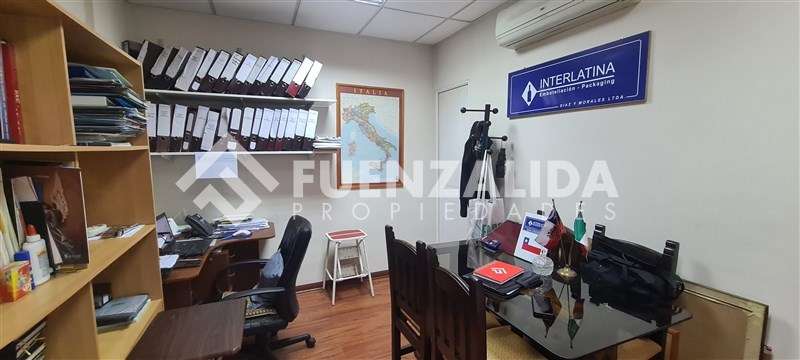 Oficina en venta San Miguel, Metro El Llano con est y bodega