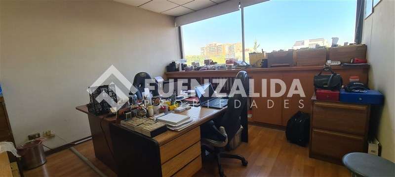 Oficina en venta San Miguel, Metro El Llano con est y bodega