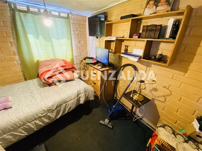 Casa en venta 3 dorm más casa interior de 2 dorm.en Conchalí
