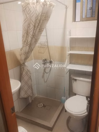 Casa para inversión en venta de 9 dorm. en La Cisterna