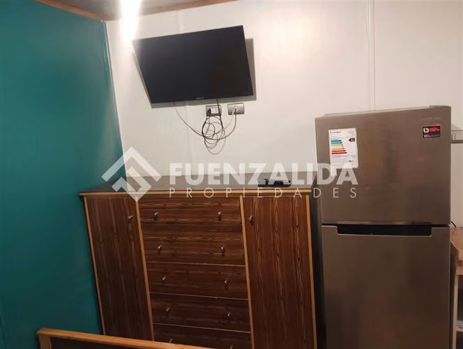 Casa con dptos interiores en venta de 15 dorm. La Cisterna