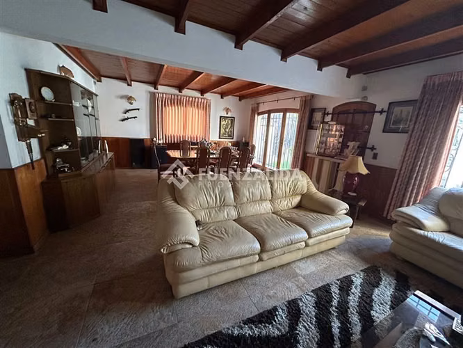 Casa en venta de 5 dorm. en San Miguel - Imagen 6