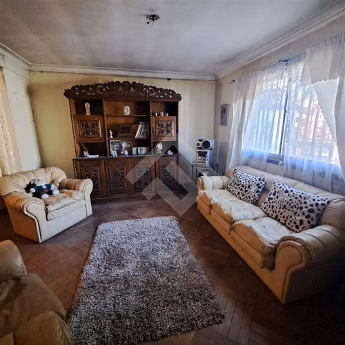 Casa en venta de 4 dorm. PARA REMODELAR en San Miguel