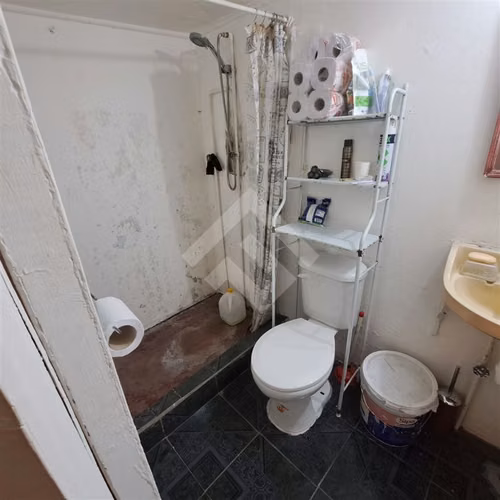 Casa en venta de 4 dorm. en La Florida