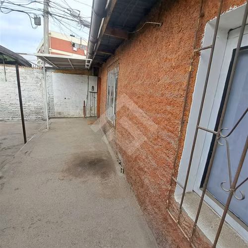 Casa en venta de 4 dorm. en La Florida