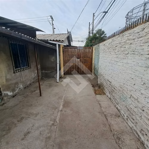 Casa en venta de 4 dorm. en La Florida