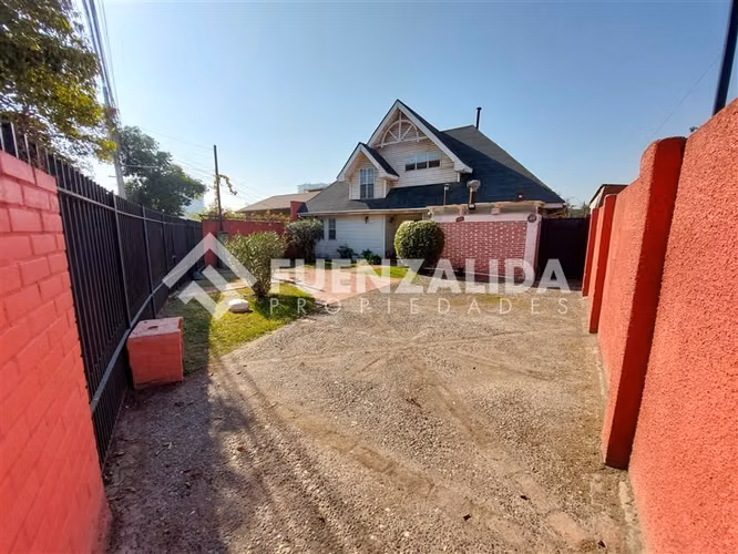 Casa en venta de 3 dorm. en La Cisterna - Imagen 2