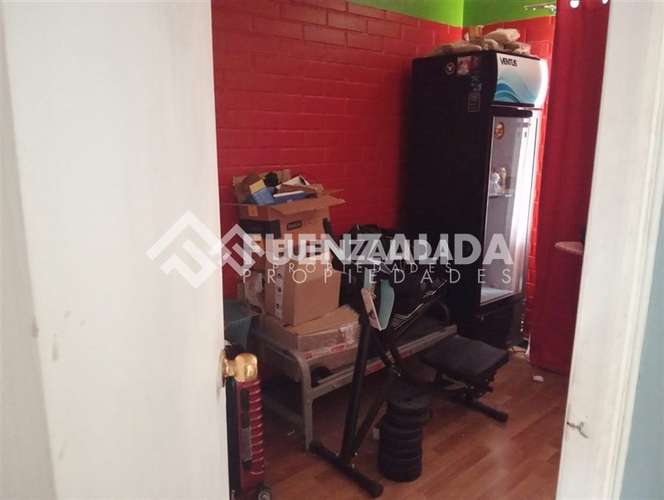 Venta casa en Lampa, 6 dormitorios, 2 baños, Larapinta