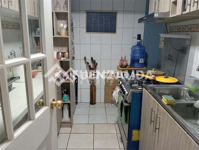 Venta casa en Lampa, 6 dormitorios, 2 baños, Larapinta