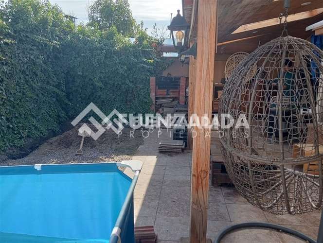 Venta casa en Lampa, 6 dormitorios, 2 baños, Larapinta