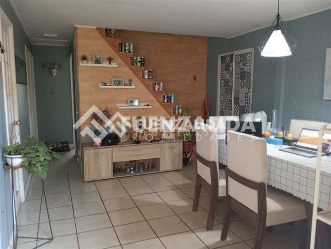 Venta casa en Lampa, 6 dormitorios, 2 baños, Larapinta