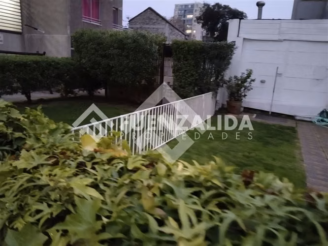 Venta de departamento Recoleta 3 dorm, Estacionamiento, Bod