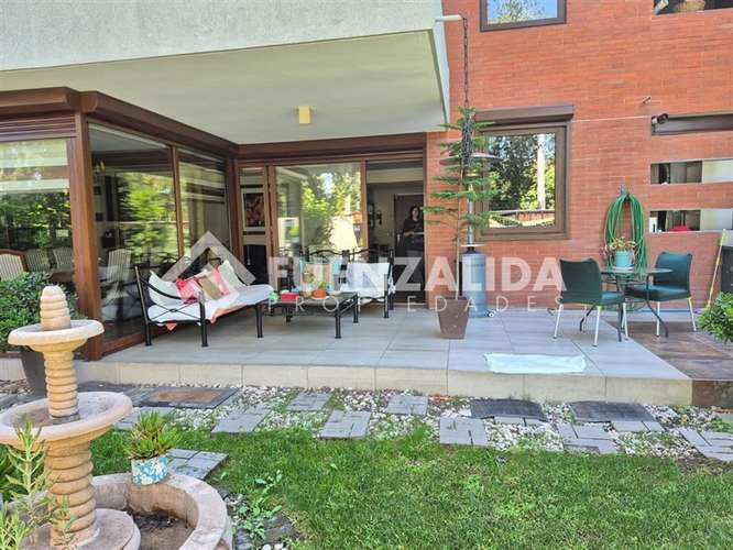 Venta Departamento La Reina 4 dorm 4 baños 2 estacionamiento