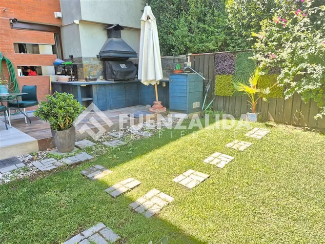 Venta Departamento La Reina 4 dorm 4 baños 2 estacionamiento