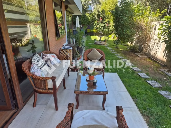 Venta Departamento La Reina 4 dorm 4 baños 2 estacionamiento