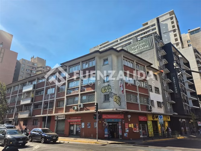 Venta Departamento Santiago de 3 dorm 2 baños Antiguo piso 1